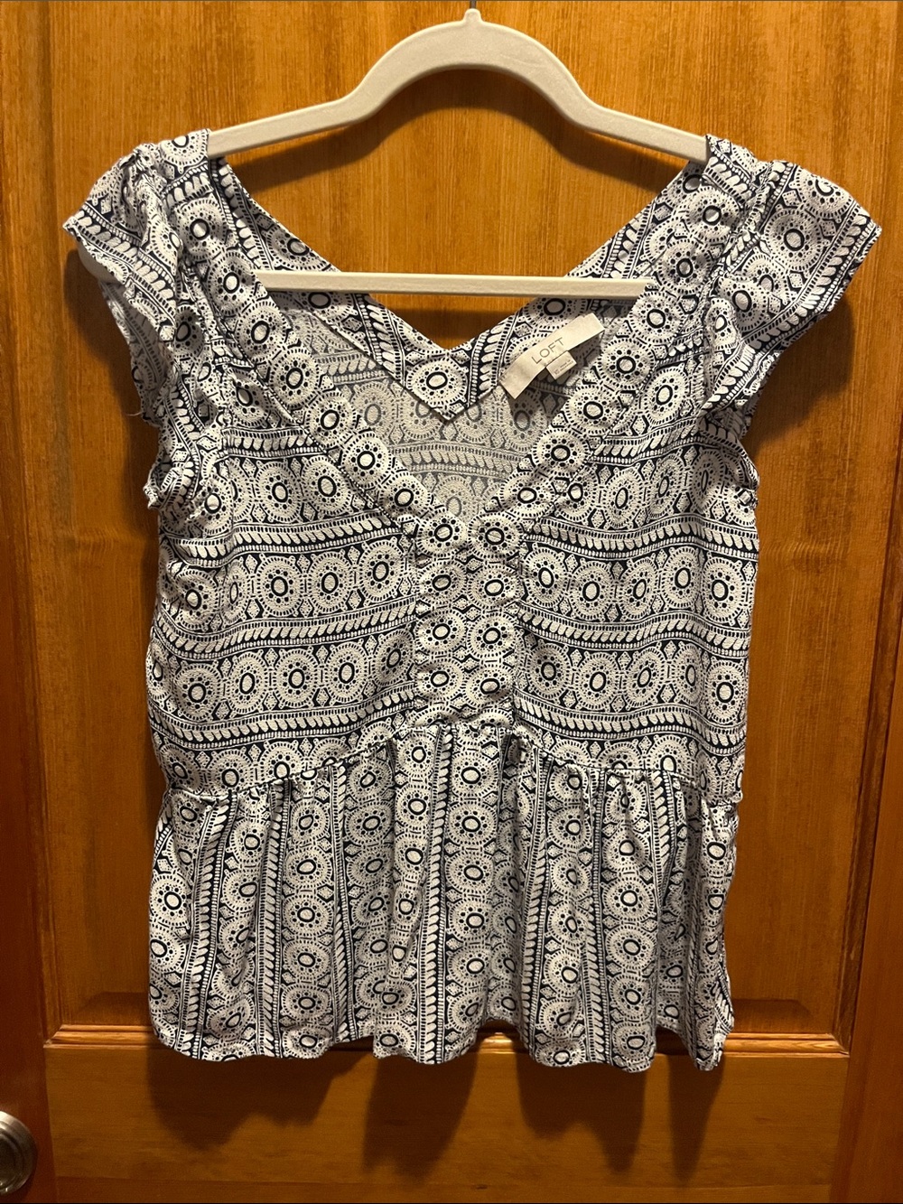 LOFT White and Navy Geometric Cap-Sleeve Peplum Top